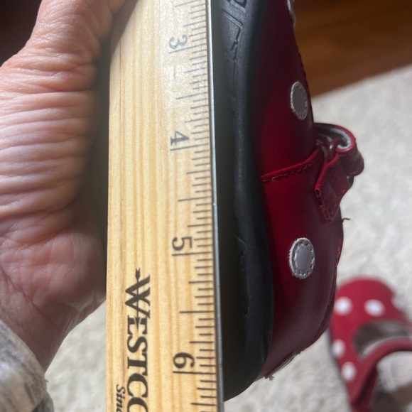 FOOTMATES RED/WHITE MARY JANE STYLE SHOE SIZE 7.5 M/W NIB - Picture 9 of 12